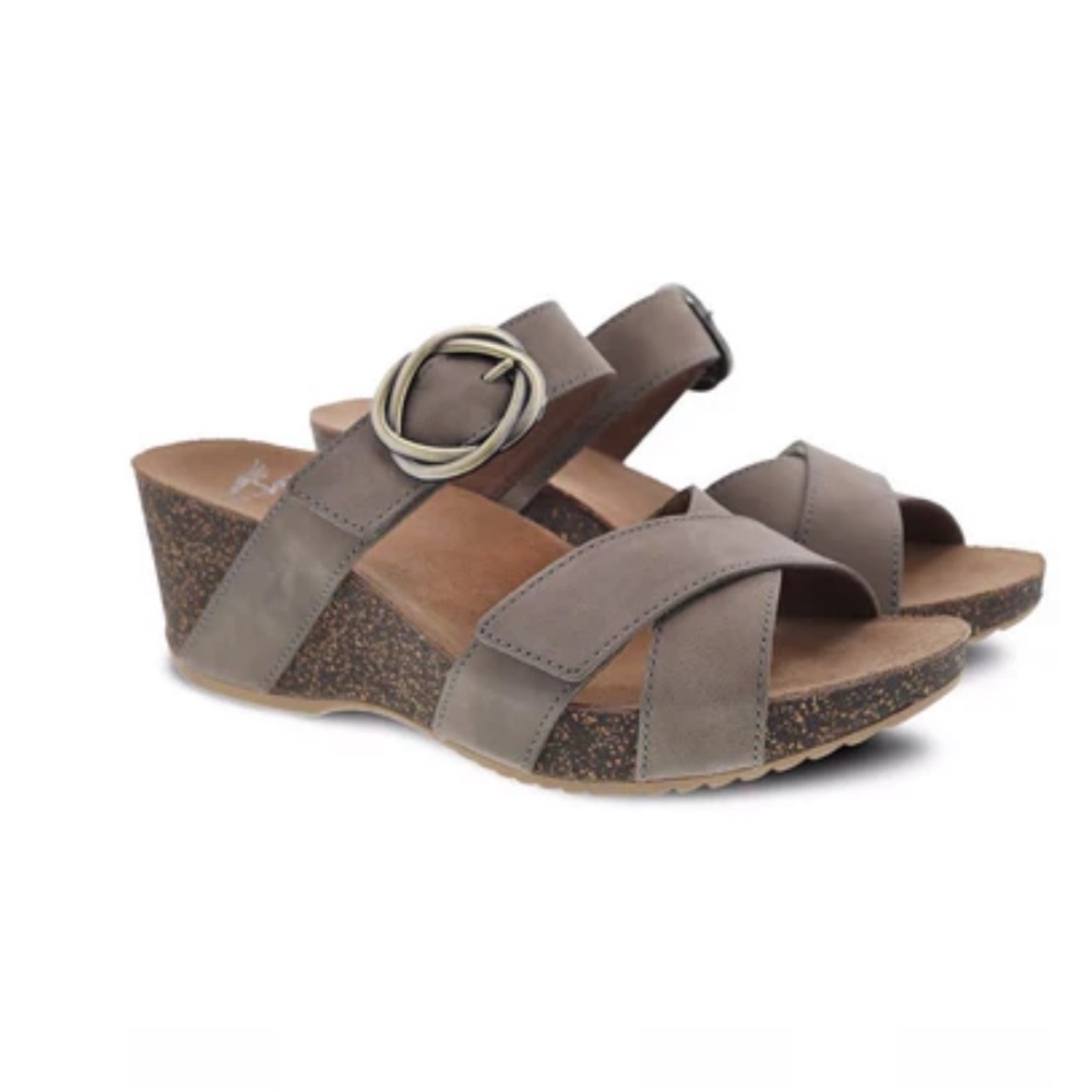 Dansko Women’s Size 39 US 9 Taupe Milled Nubuck Leather Comfort Wedge Sandal NEW